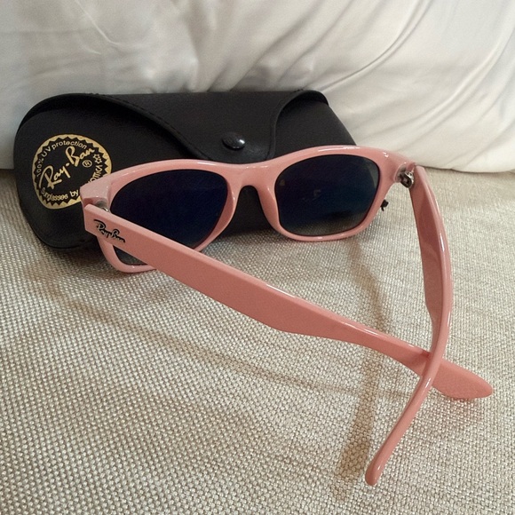 Ray-Ban New Wayfarers Blush Pink Sunglasses ?️ with Black Case made in Italy main image 9